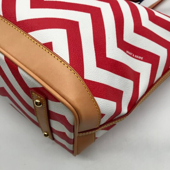 Dooney & Bourke Red Pebbled Grain Leather Striped Chevron Tote Bag With Wallet - Picture 8 of 10